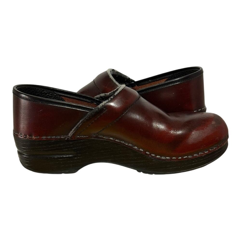 Dansko Professional Leather Clogs Women's 8.5/9 Oxblood Red Comfort Work Shoes - Picture 3 of 6